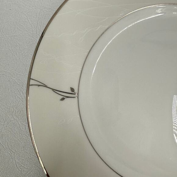 Waterford Fine China Lisette Salad Desert Plate Replacement 8 Inch Silver Rim - Picture 2 of 7